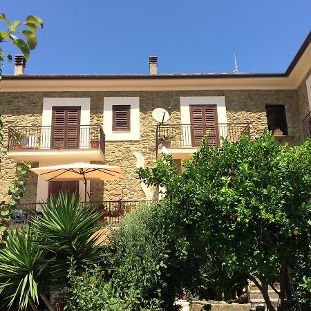Pozzo Medievale Prignano Cilento Esterno foto