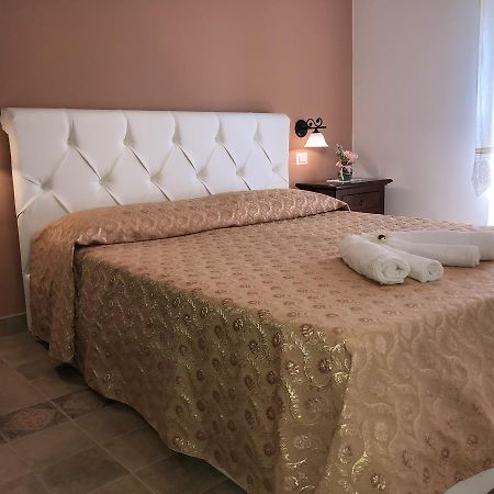 Pozzo Medievale Prignano Cilento Esterno foto