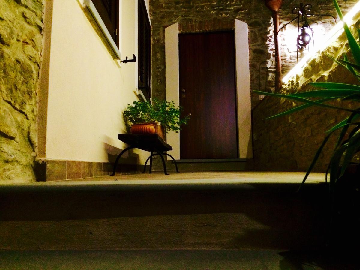 Pozzo Medievale Prignano Cilento Esterno foto