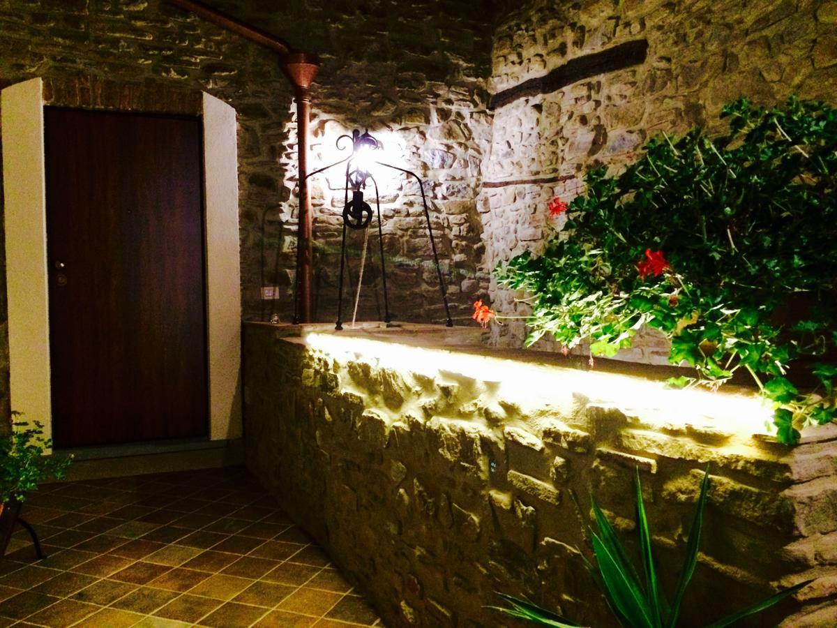 Pozzo Medievale Prignano Cilento Esterno foto
