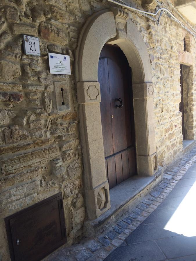Pozzo Medievale Prignano Cilento Esterno foto