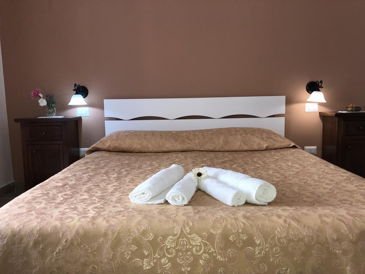 Pozzo Medievale Prignano Cilento Esterno foto