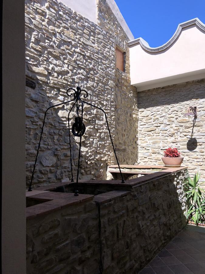 Pozzo Medievale Prignano Cilento Esterno foto